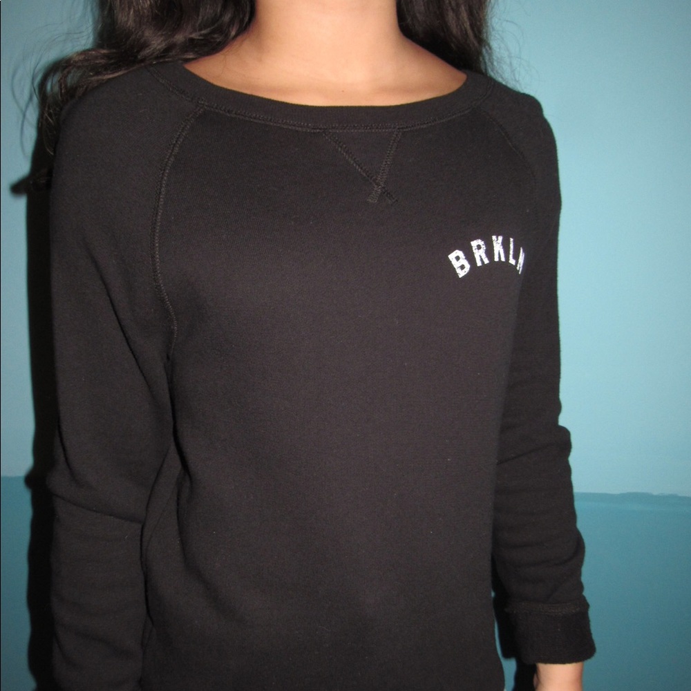 sweatshirt
